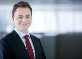 James Chapman: Rekordowe obroty na rynku inwestycyjnym nieruchomości handlowych w Polsce